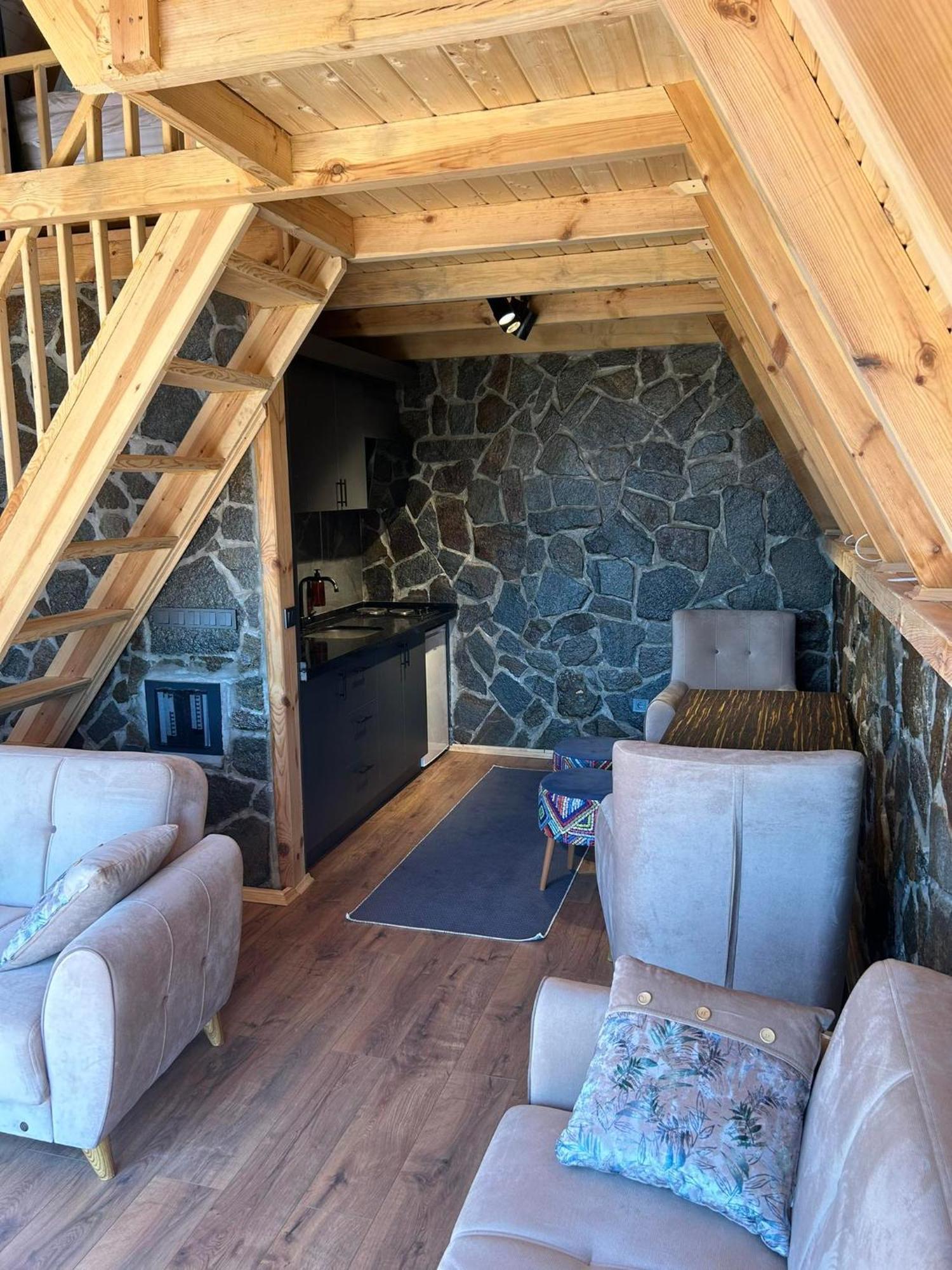 Oruba Bungalov Pensionat Rize Exteriör bild