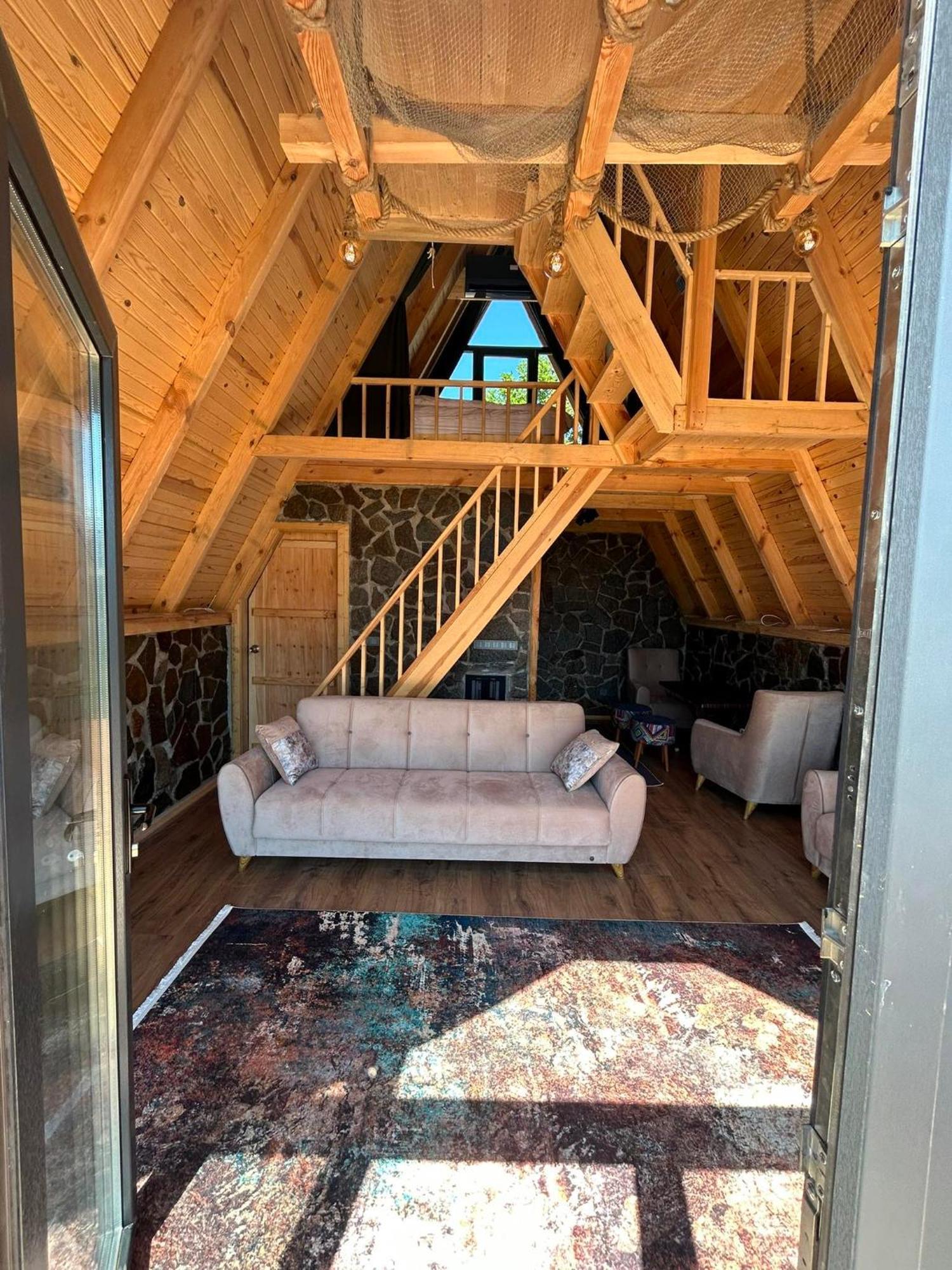 Oruba Bungalov Pensionat Rize Exteriör bild